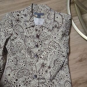 Josephine Chaus Black and Cream Patterned Blazer